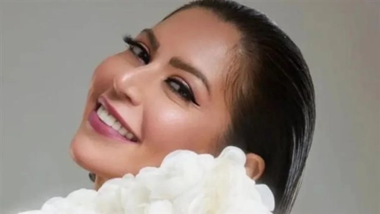 تحرك قانوني.. لقاء الخميسي تلاحق المتنمرين على محمد عبد المنصف بعد أزمة الصور